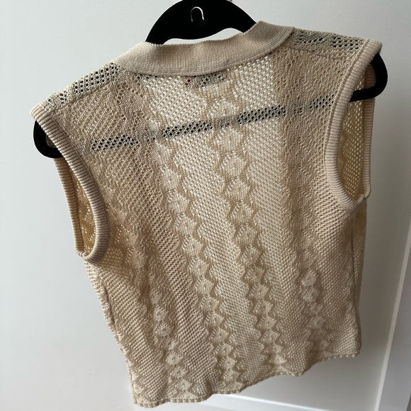Women's Cream Knit Vest - Picture 2 of 3